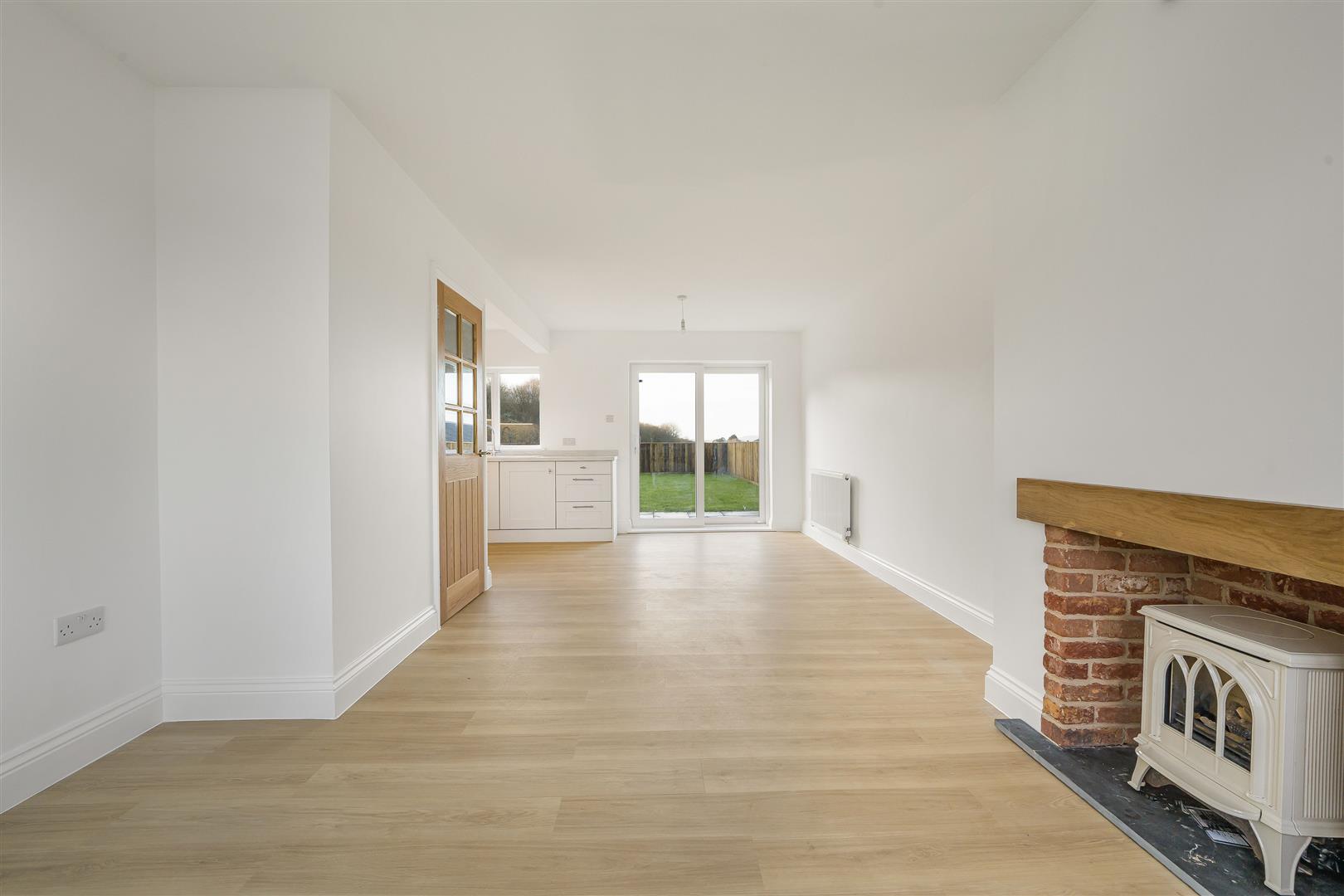 Graig-Y-Coed, Penclawdd, Swansea, SA4 3RL